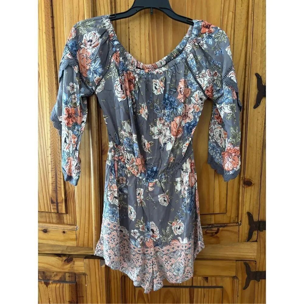 NWT Angie Floral Print Romper